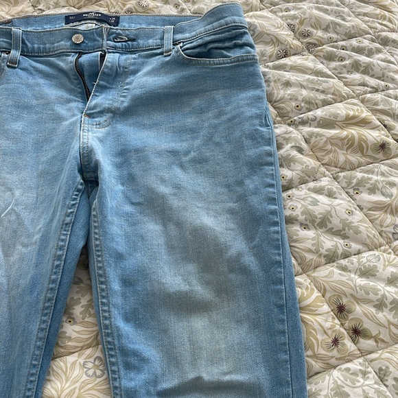 HOLLISTER Jeans - Picture 3 of 4
